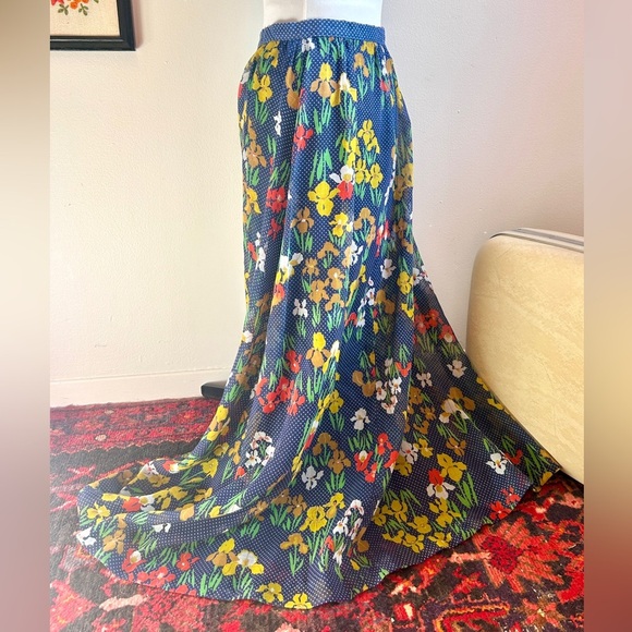 Vintage 1970s Navy Floral Maxi Skirt Cotton Blend A-Line Boho Cottagecore Skirt - Picture 5 of 9